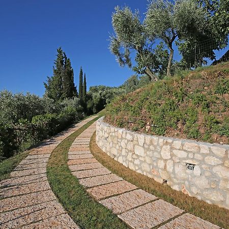 Villa Dei Rosmarini 토스콜라노마데노 외부 사진