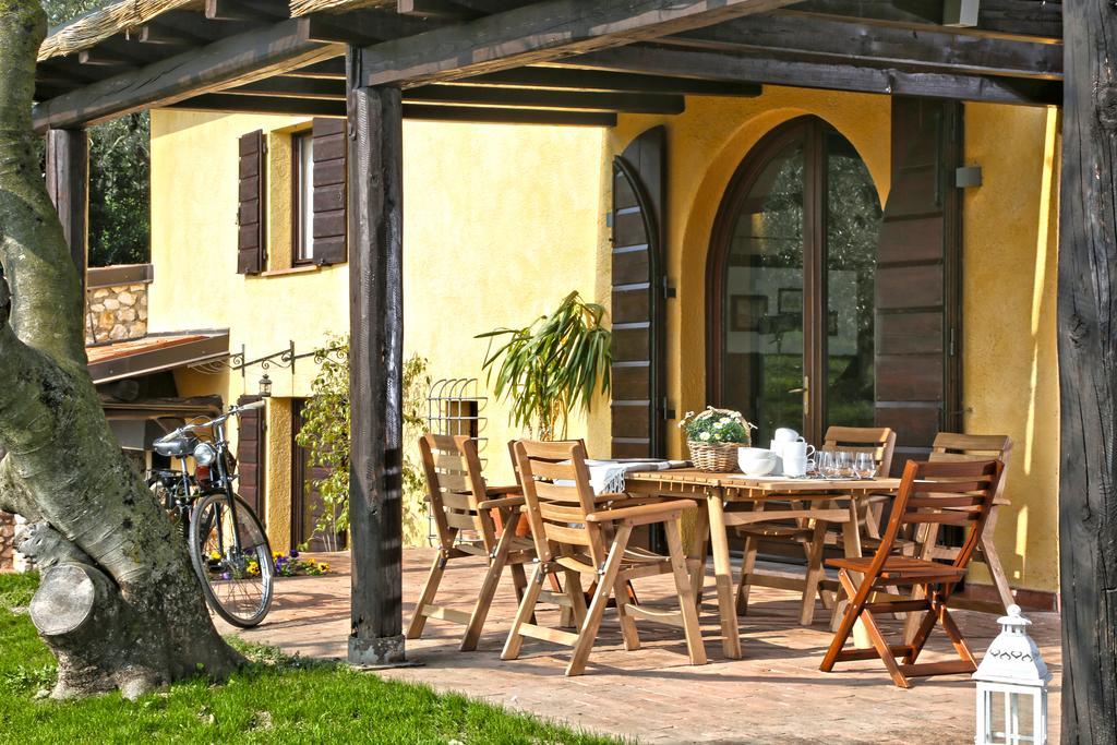 Villa Dei Rosmarini 토스콜라노마데노 외부 사진